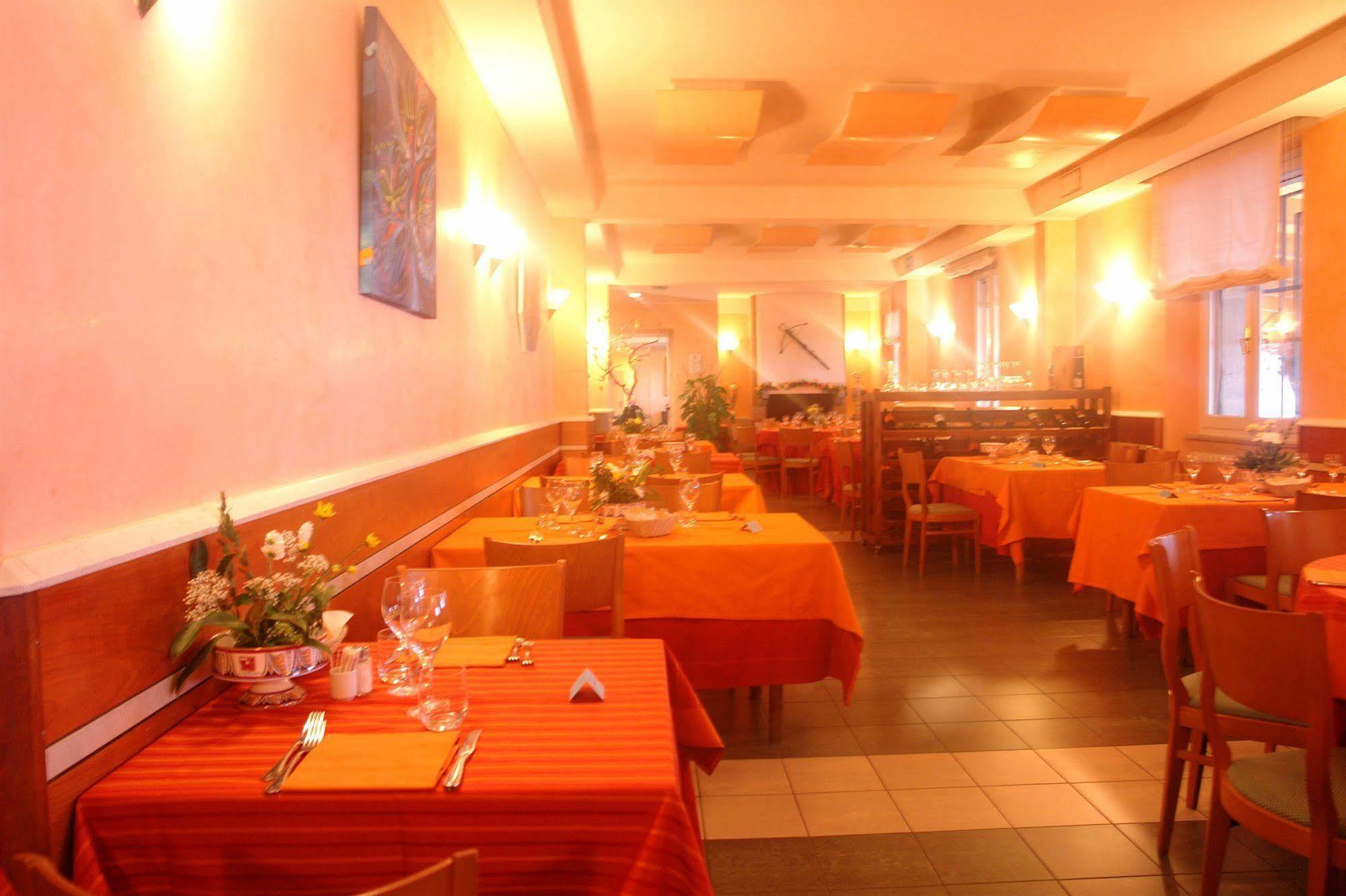 Hotel Il Castellaccio Piccione Esterno foto