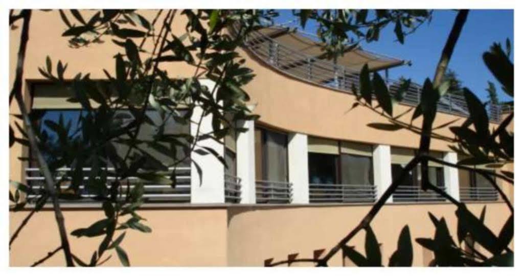 Hotel Il Castellaccio Piccione Esterno foto