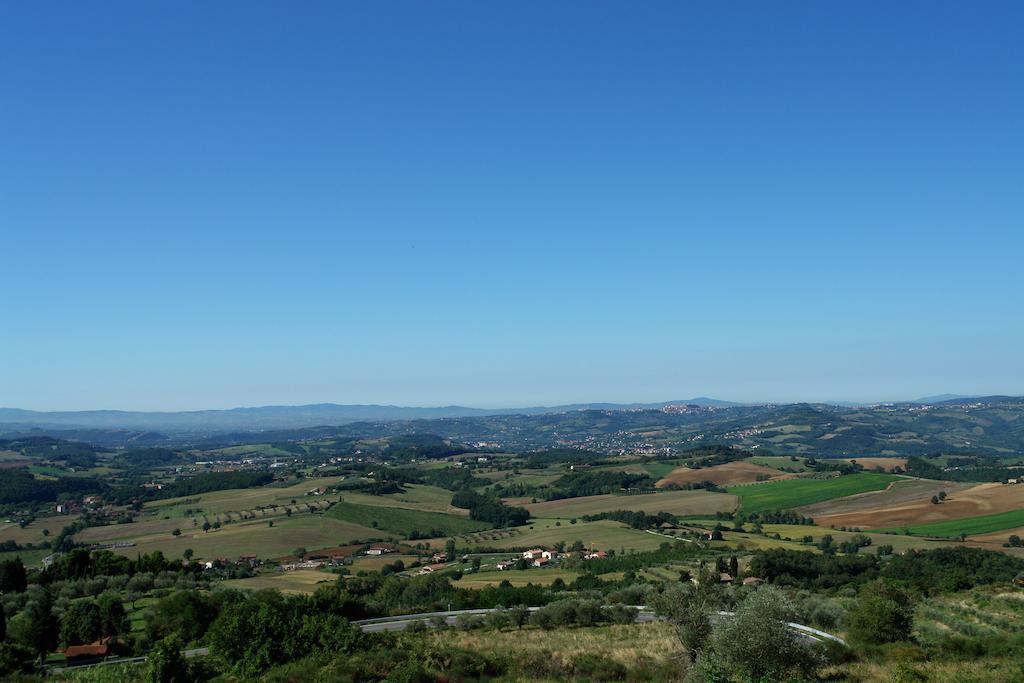 Hotel Il Castellaccio Piccione Esterno foto